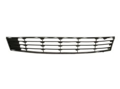 Recambio de rejilla paragolpes central para renault clio iii referencia OEM IAM 8200682294 107194604 RN3252120