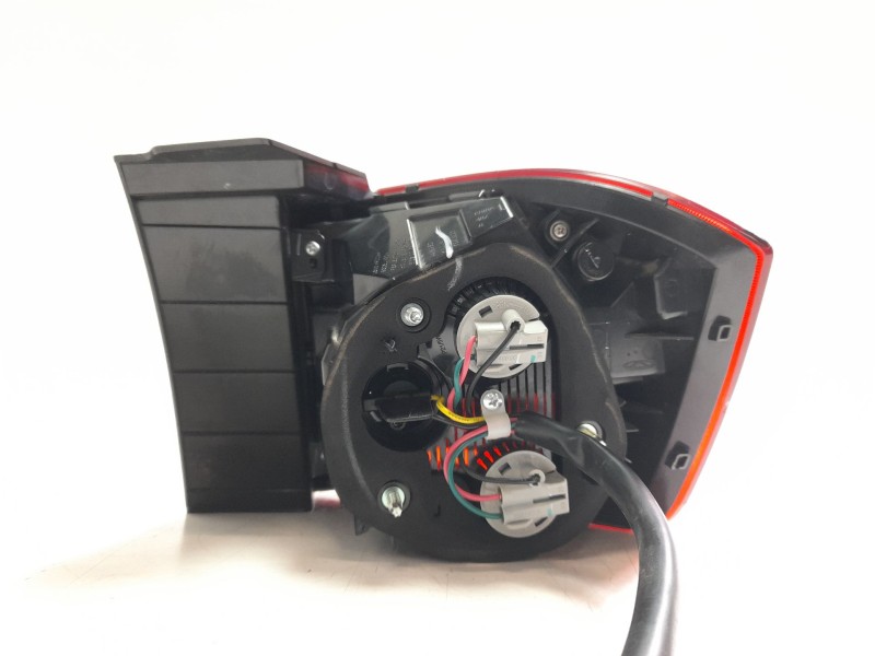 Recambio de piloto trasero izquierdo para dr dr 5.0 suv 1.5 referencia OEM IAM J684433010  