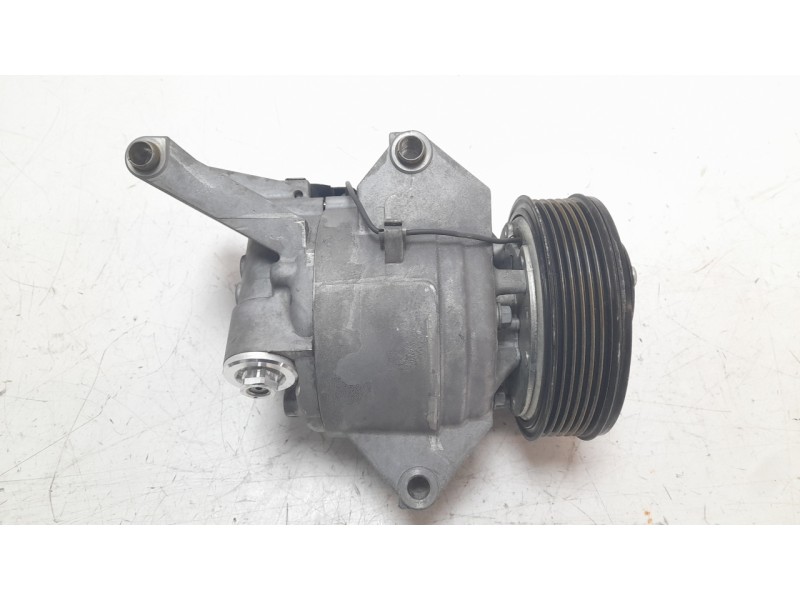 Recambio de compresor aire acondicionado para mazda cx-3 100 aniversario referencia OEM IAM DB5H91450  