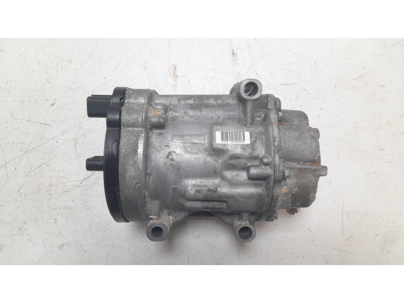 Recambio de compresor aire acondicionado para toyota c-hr hybrid active referencia OEM IAM 0424000370  