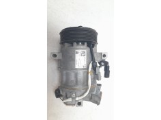 Recambio de compresor aire acondicionado para renault clio v intens referencia OEM IAM 926004423R  