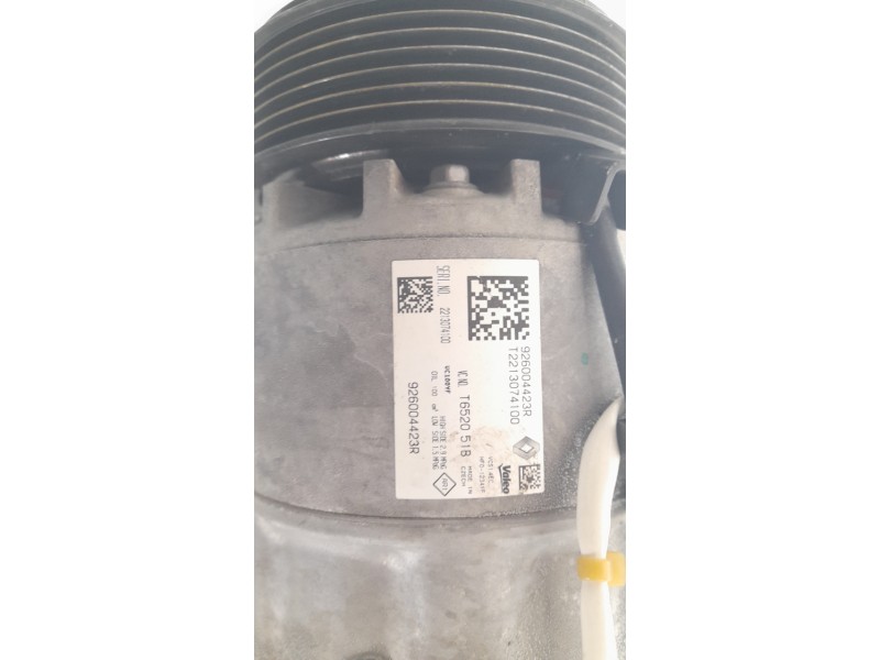 Recambio de compresor aire acondicionado para renault clio v intens referencia OEM IAM 926004423R  