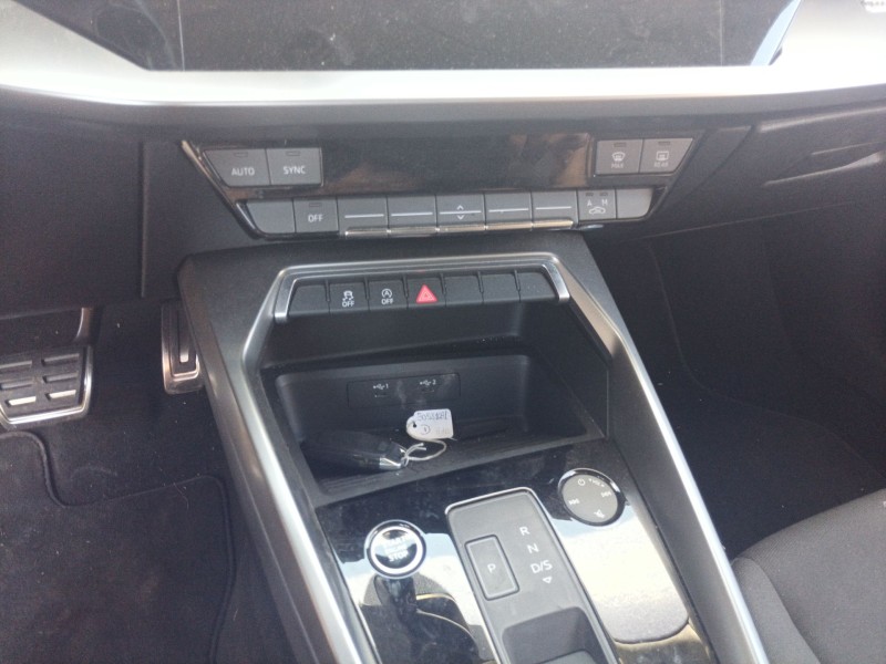 Recambio de warning para audi a3 limousine (8ys, 8ym) 30 tdi referencia OEM IAM   