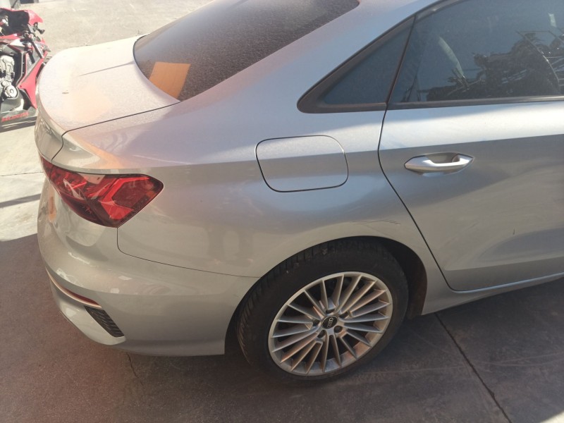 Recambio de tapa exterior combustible para audi a3 limousine (8ys, 8ym) 30 tdi referencia OEM IAM   