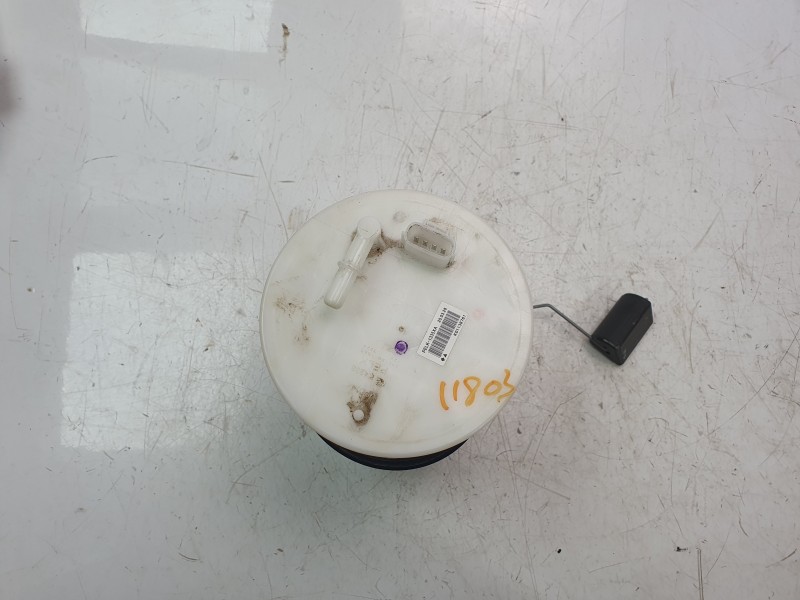 Recambio de bomba combustible para mazda cx-3 100 aniversario referencia OEM IAM PELK1335XA  