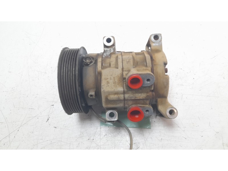 Recambio de compresor aire acondicionado para toyota hilux (kun) 3.0 turbodiesel referencia OEM IAM 4472802471  