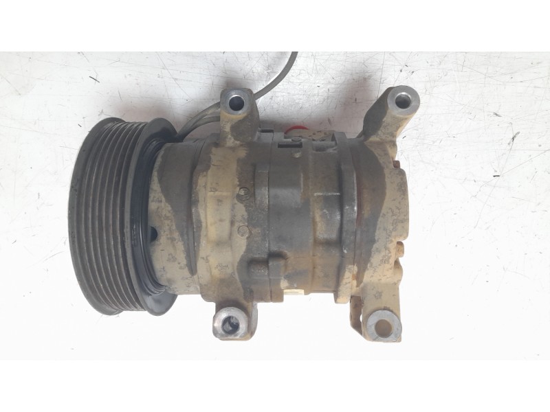 Recambio de compresor aire acondicionado para toyota hilux (kun) 3.0 turbodiesel referencia OEM IAM 4472802471  