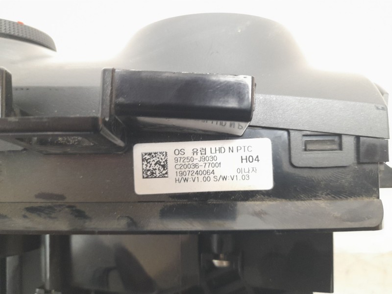 Recambio de mando climatizador para hyundai kona (os, ose, osi) 1.0 t-gdi referencia OEM IAM 97250J9030  