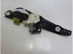 ELEVALUNAS TRASERO DERECHO 