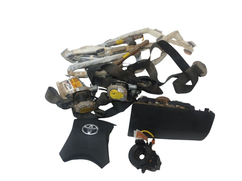 Recambio de kit airbag para toyota hilux (kun) 3.0 turbodiesel referencia OEM IAM 553020K180B0  