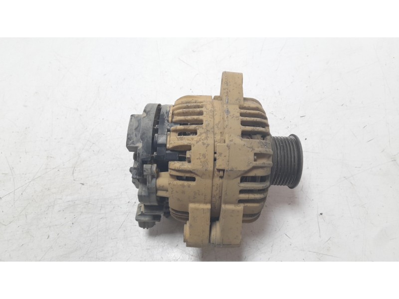 Recambio de alternador para toyota hilux (kun) 3.0 turbodiesel referencia OEM IAM 270600L060C 0124315033 A30348 , ALF870A01