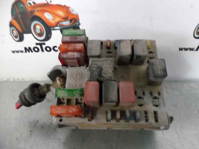 Recambio de caja reles / fusibles para alfa romeo 147 (190) 2.0 16v cat referencia OEM IAM 46558759  
