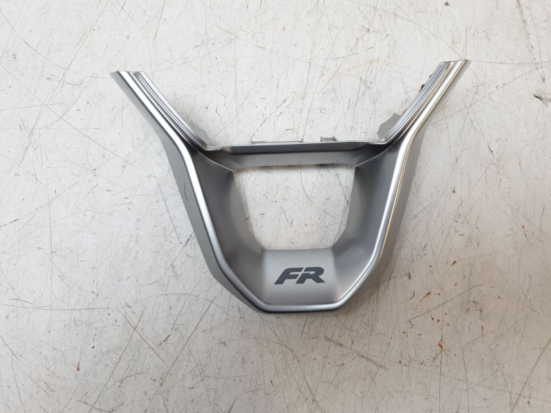 Recambio de moldura para seat ibiza v (kj1, kjg) 1.0 tsi referencia OEM IAM 3112154CAGAC  