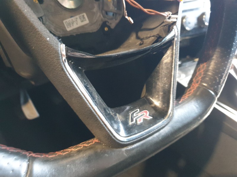 Recambio de volante para seat leon (5f1) 1.5 tsi referencia OEM IAM 5FA419091ADWVY  