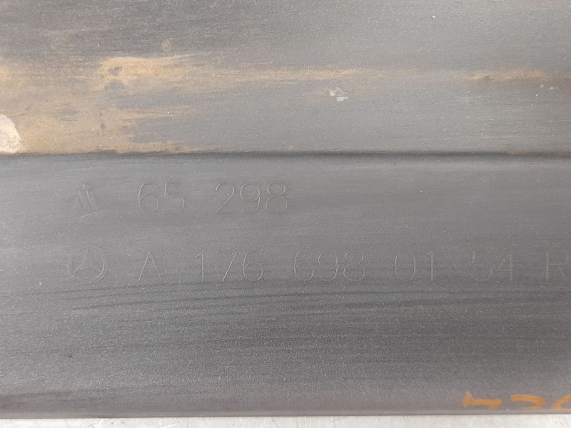 Recambio de estribo lateral para mercedes-benz clase cla (w117) cla 200 cdi (117.308) referencia OEM IAM A1766980154  