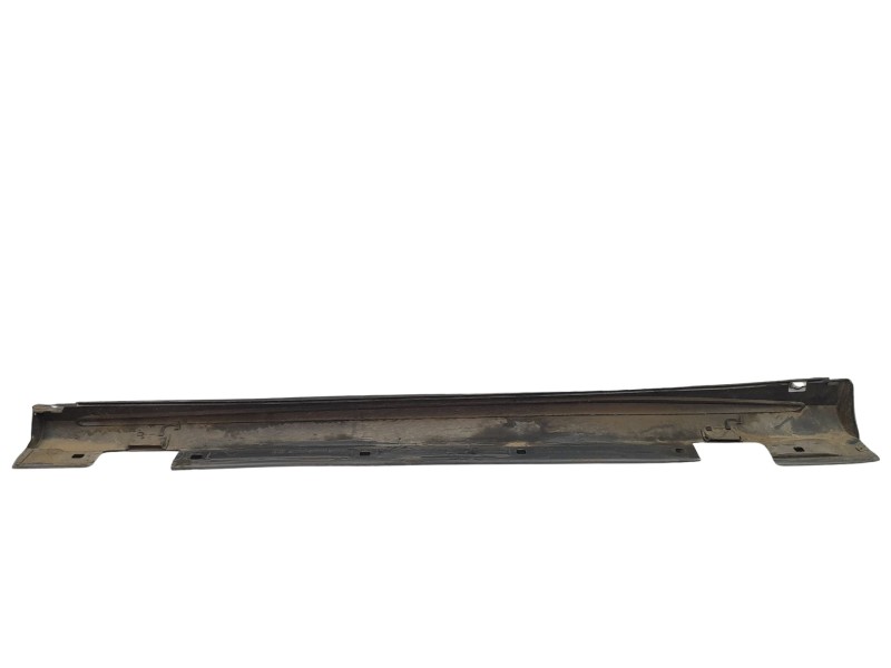 Recambio de estribo lateral para mercedes-benz clase cla (w117) cla 200 cdi (117.308) referencia OEM IAM A1766980154  