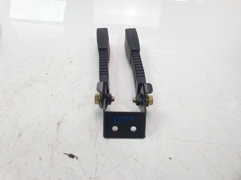Recambio de enganche cinturon central para invicta metro pick up electrico referencia OEM IAM ENGANCHE  