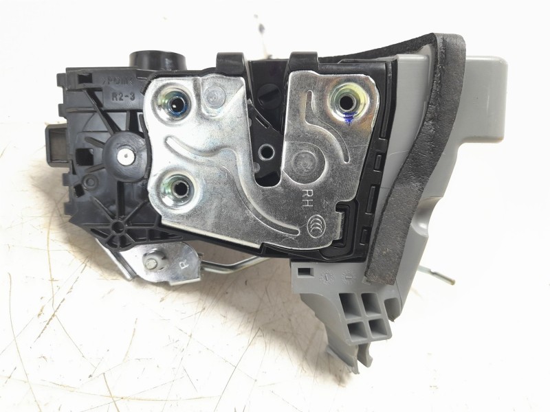 Recambio de cerradura puerta trasera derecha para kia sportage v (nq5) 1.6 t-gdi hybrid referencia OEM IAM 81420R2000  