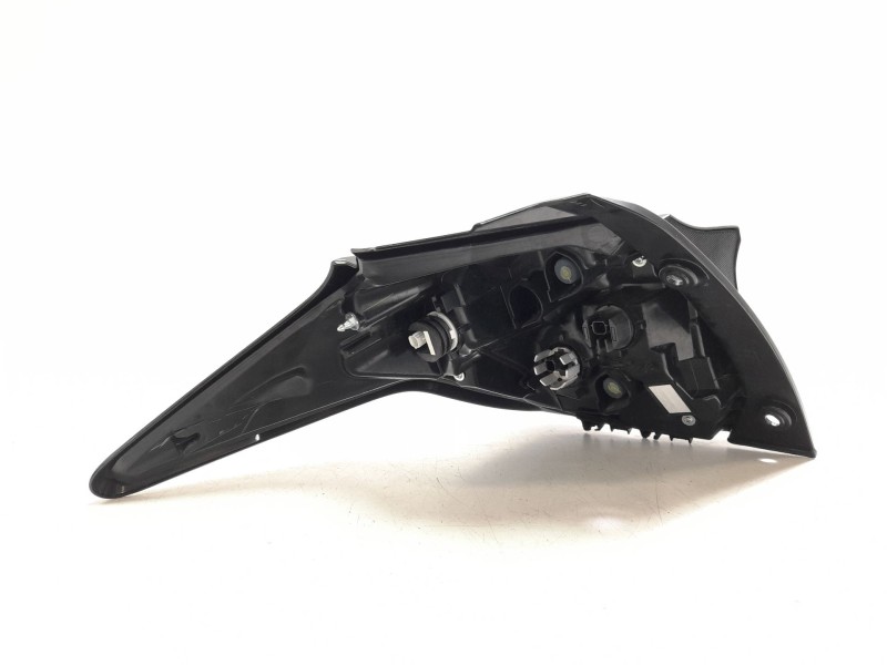 Recambio de piloto trasero derecho para toyota yaris (_p21_, _pa1_, _ph1_) 1.5 (mxpa11) referencia OEM IAM 81551K0030  