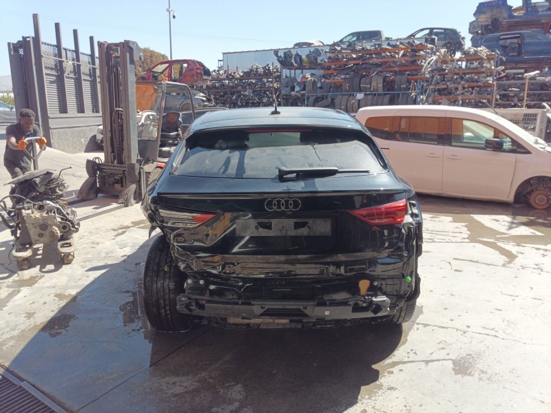 audi q3 sportback (f3n) del año 2022