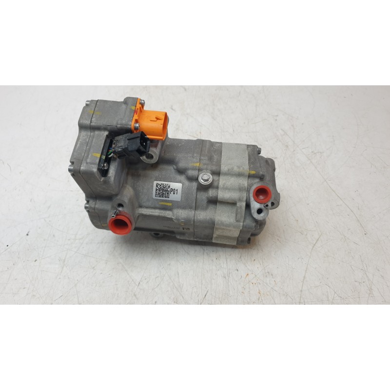 Recambio de compresor aire acondicionado para hyundai kona (os, ose, osi) 1.6 gdi hybrid referencia OEM IAM 97701CM000  