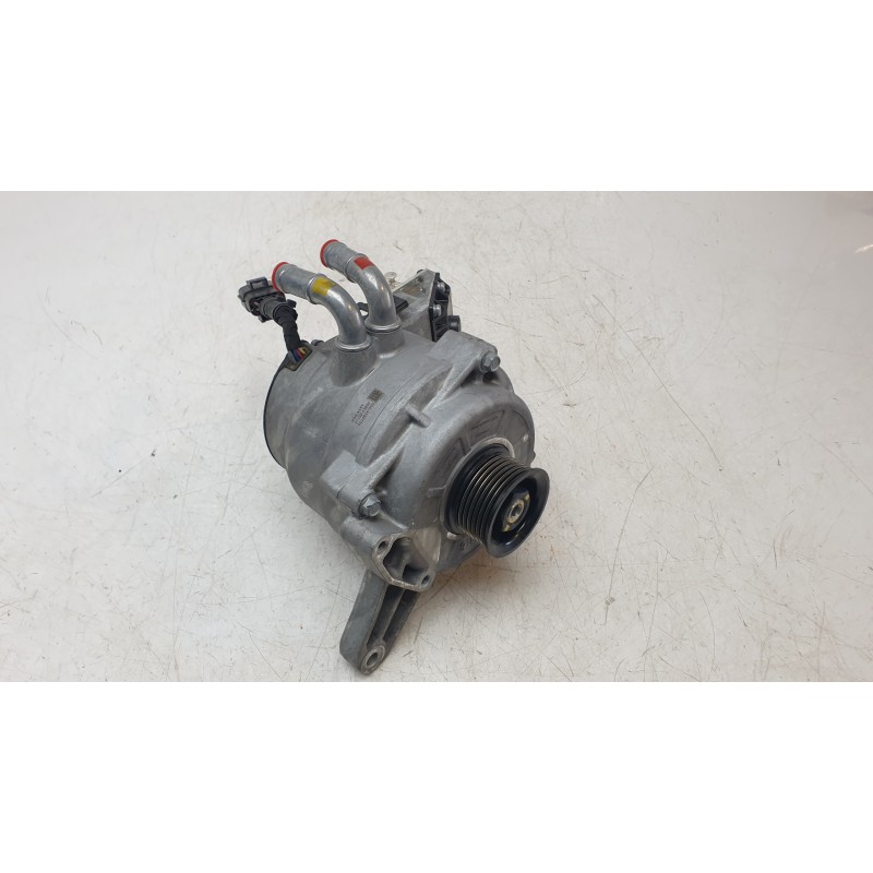 Recambio de alternador para hyundai kona (os, ose, osi) 1.6 gdi hybrid referencia OEM IAM 3739003900  