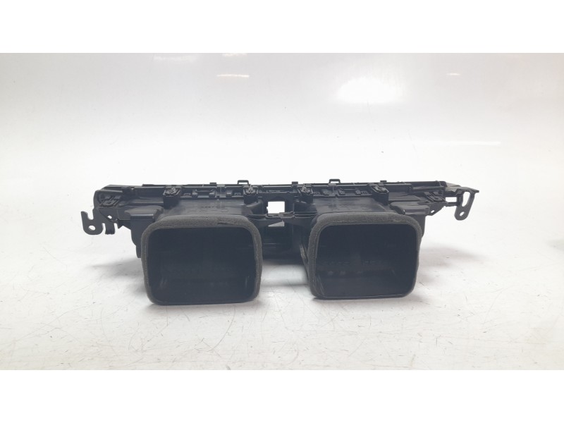 Recambio de aireador central para toyota c-hr hybrid active referencia OEM IAM 55670F4010  