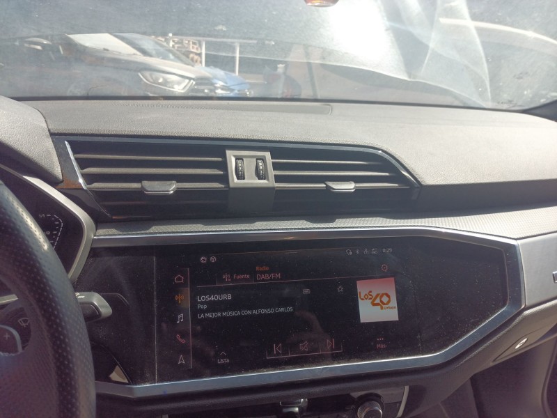 Recambio de aireador central para audi q3 sportback (f3n) 35 tdi referencia OEM IAM   