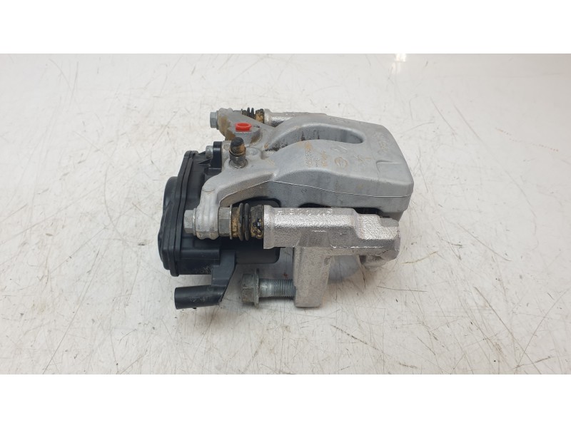 Recambio de pinza de freno trasera izquierda para renault austral techno referencia OEM IAM 440006UB03  