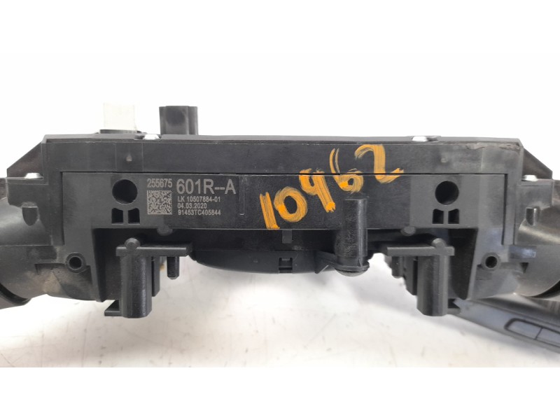 Recambio de mando multifuncion para renault captur ii 1.0 tce referencia OEM IAM 255675601R 0265019148 479453858R