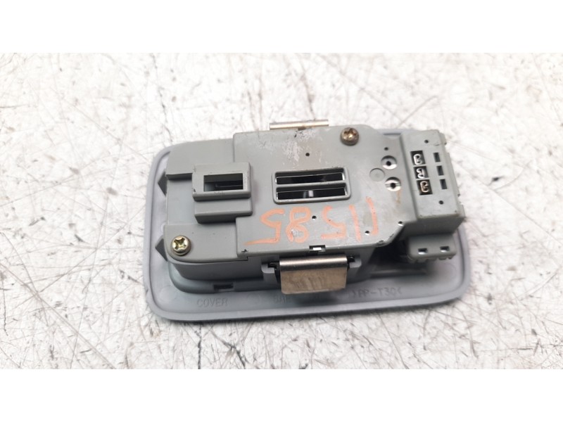 Recambio de luz interior para mitsubishi montero (v60/v70) 3.2 di-d cat referencia OEM IAM MR402231  
