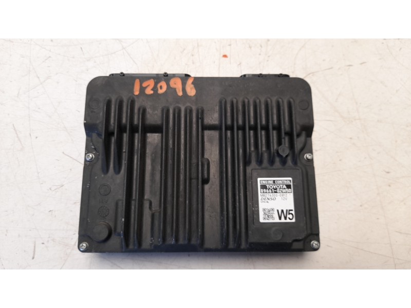 Recambio de centralita motor uce para toyota corolla station wagon (_e21_) 2.0 hybrid (mzeh12) referencia OEM IAM 8966602750  