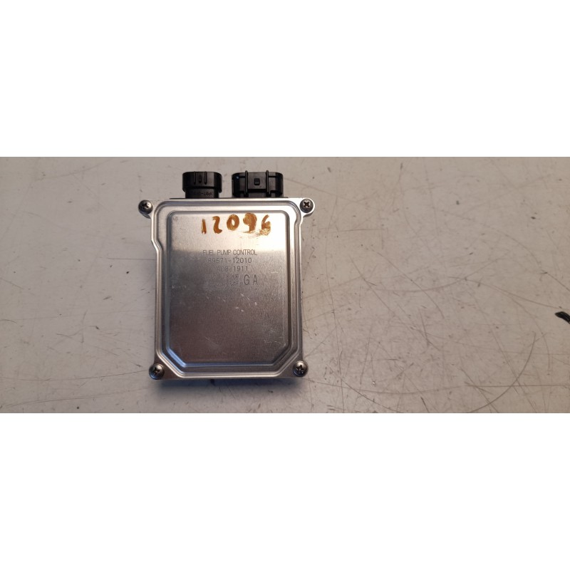 Recambio de modulo electronico para toyota corolla station wagon (_e21_) 2.0 hybrid (mzeh12) referencia OEM IAM 8957112010  