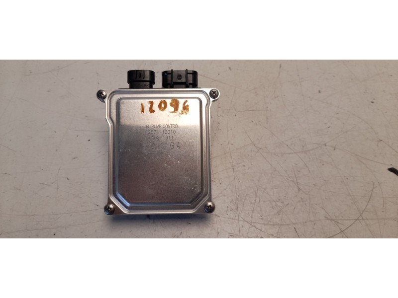 Recambio de modulo electronico para toyota corolla station wagon (_e21_) 2.0 hybrid (mzeh12) referencia OEM IAM 8957112010  