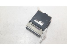 CAJA RELES / FUSIBLES 98221F4020 82730F4010B MB2380009611 A121T00KMR9 