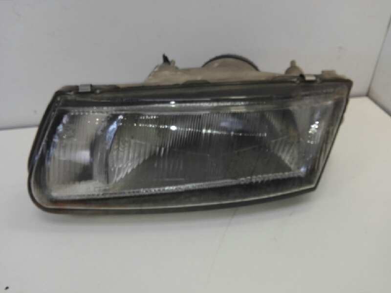 Recambio de faro izquierdo para mitsubishi carisma berlina 4 (da0) 1.9 turbodiesel referencia OEM IAM MR179499 11514101 MB039480