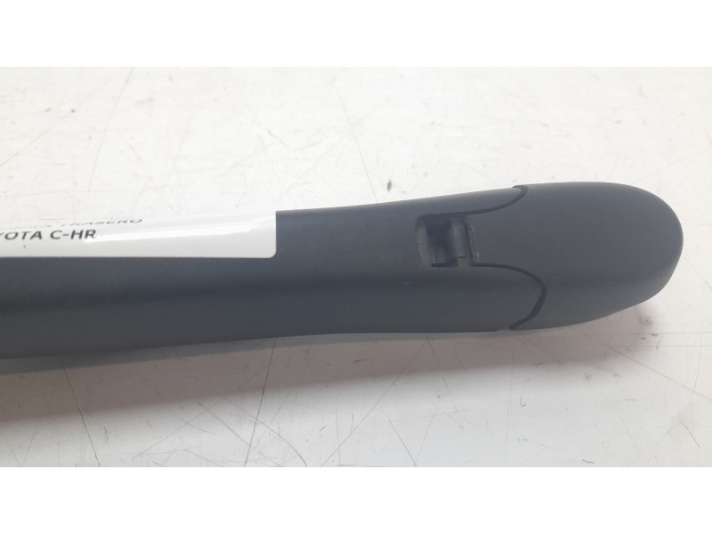 Recambio de brazo limpia trasero para toyota c-hr hybrid active referencia OEM IAM 85241F4010  