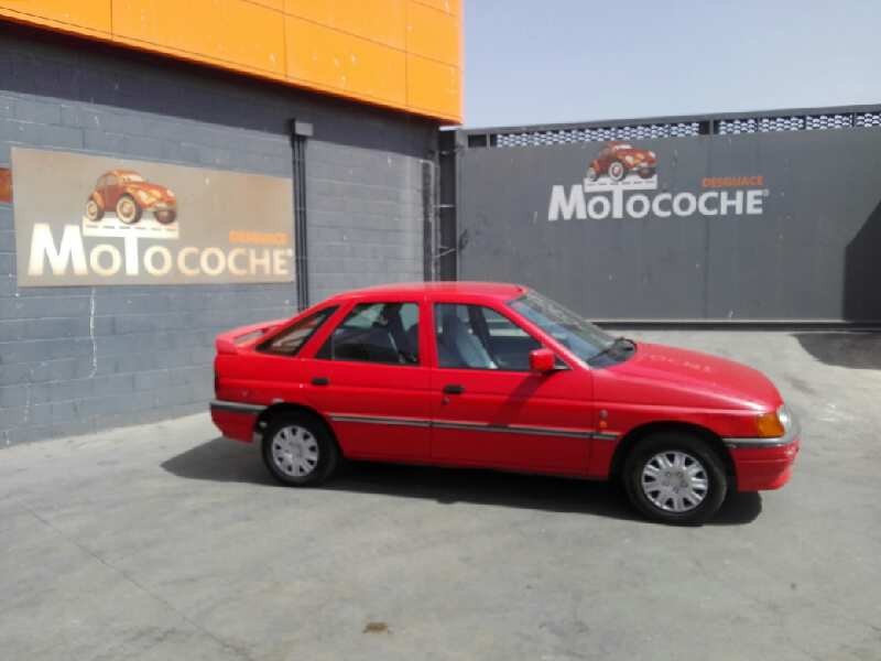 ford escort berlina/turnier del año 1991