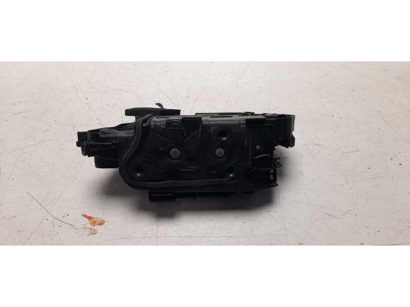 Recambio de cerradura puerta delantera izquierda para seat arona (kj7, kjp) 1.6 tdi referencia OEM IAM 5TB837015D  