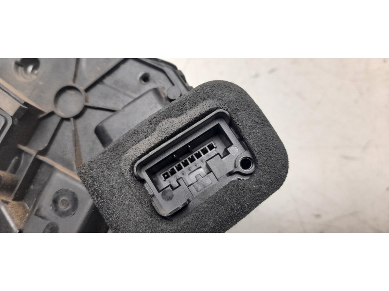 Recambio de cerradura puerta delantera izquierda para seat arona (kj7, kjp) 1.6 tdi referencia OEM IAM 5TB837015D  