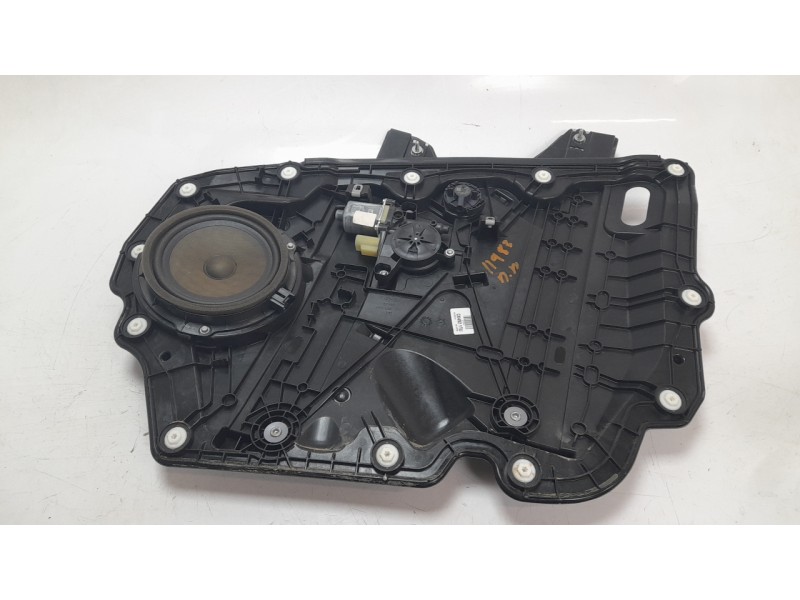 Recambio de elevalunas delantero derecho para ford kuga titanium referencia OEM IAM LJ6BR23208AE  