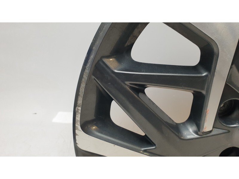 Recambio de llanta para hyundai kona (os, ose, osi) 1.6 gdi hybrid referencia OEM IAM 52910CM300  