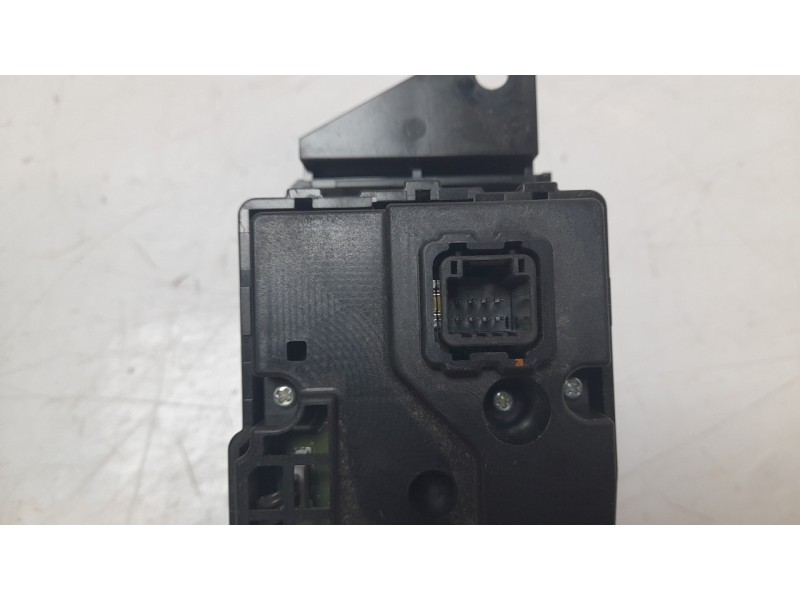 Recambio de sistema navegacion gps para mazda mx-5 (04.2015>) 1.5 16v cat referencia OEM IAM NA1P669C0H  