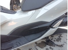 Recambio de moldura para honda pcx pcx 125 (jk05) referencia OEM IAM   