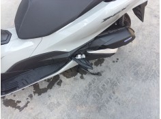 Recambio de estribo lateral para honda pcx pcx 125 (jk05) referencia OEM IAM   
