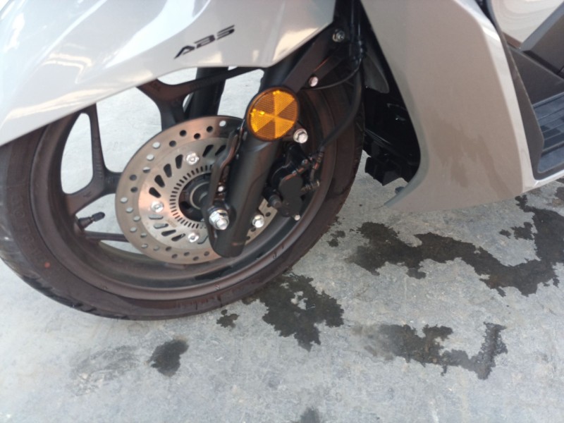 Recambio de pinza de freno delantera izquierda para honda pcx pcx 125 (jk05) referencia OEM IAM   