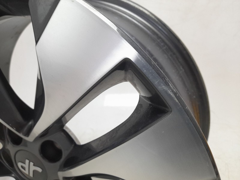 Recambio de llanta para dr dr 5.0 suv 1.5 referencia OEM IAM J683101010A  