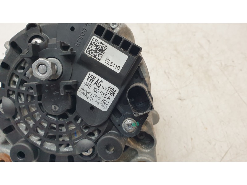 Recambio de alternador para volkswagen golf vii lim. (bq1) business referencia OEM IAM 04E903015A ALF870501 