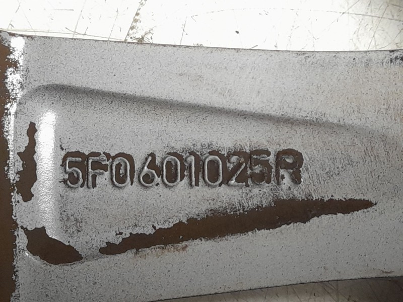 Recambio de llanta para seat leon (5f1) 1.5 tsi referencia OEM IAM 5F0601025A  