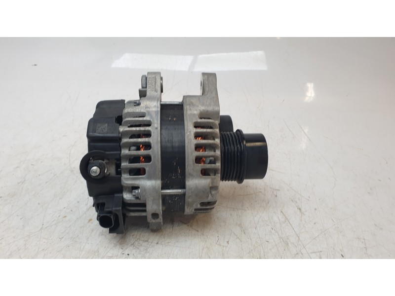 Recambio de alternador para hyundai i20 iii (bc3, bi3) 1.0 t-gdi referencia OEM IAM 3730007450 ALF150124 
